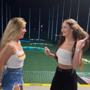 Meet your Posher, Candace